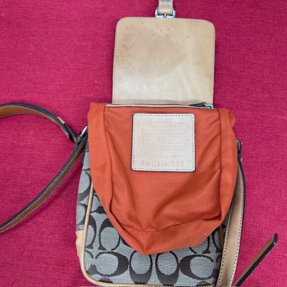 Men/Women Mini Coach Crossbody #6098 Leather & Convas  + Christian Dior  Handker - Picture 9 of 16